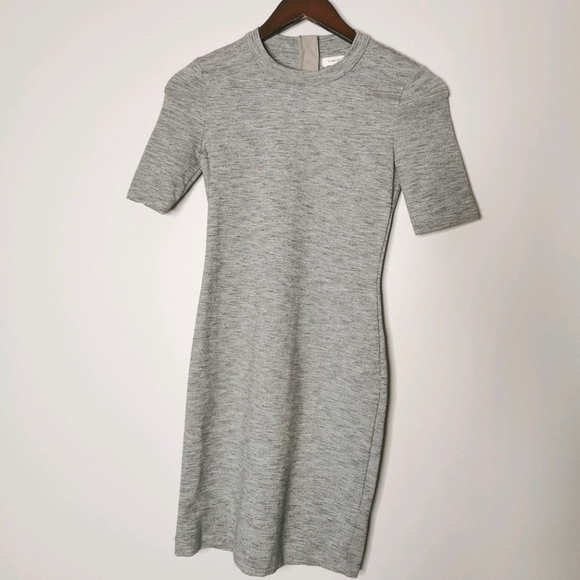 Aritzia - Sunday Best grey Tshirt Dress (Miller) - Picture 2 of 9